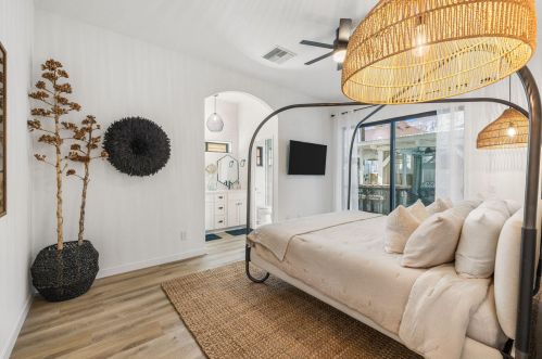 52815 Avenida Alvarado, La Quinta CA  92253-3318 exterior