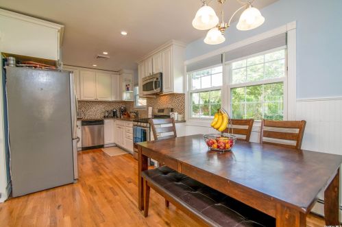 16 Longview Dr, East Quogue NY  11942-3613 exterior