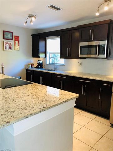 4461 17th Pl, Naples, FL 34116-5907