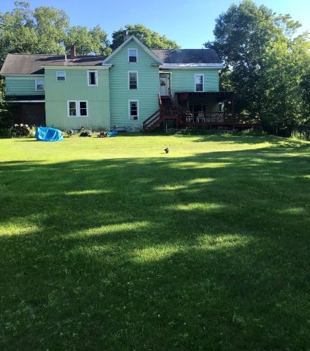 72 Chestnut St, Unity, NH 03743-5872