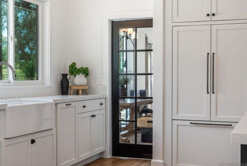 3355 Dove Hollow Rd, Encinitas CA  92024-7240 exterior