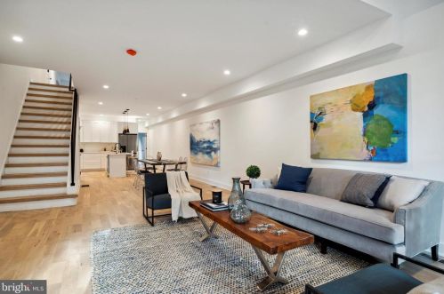 4209 Boone St, Philadelphia, PA 19128-5002