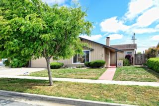 125 Primrose Dr, Salinas, CA 93906-3816