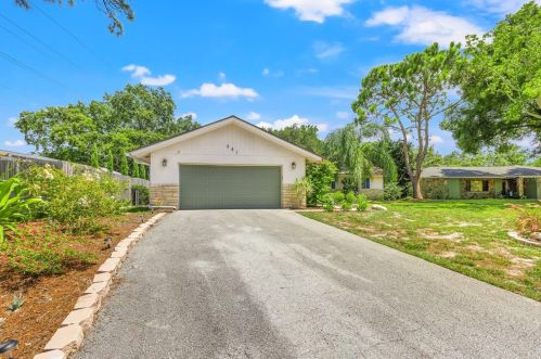 251 Dunbridge Dr, Palm Harbor, FL 34684-3704