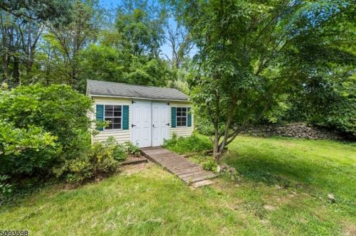 88 Mine Hill Rd, Oxford NJ  07863-3061 exterior