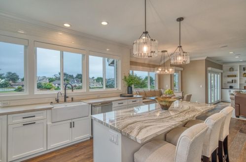 410 Fairway Dr, Princeton By The Sea, CA 94019-2218