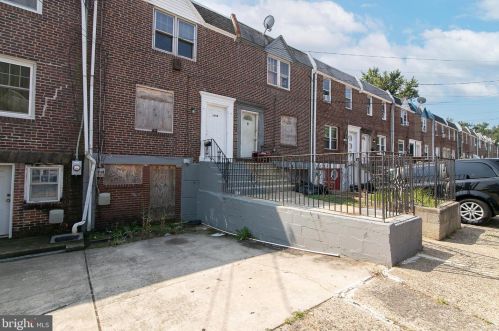1090 Merrimac Rd, Camden, NJ 08104-3011