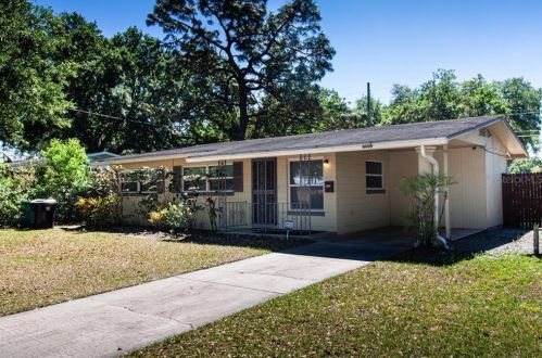 4448 Malibu St, Orlando, FL 32811-3851