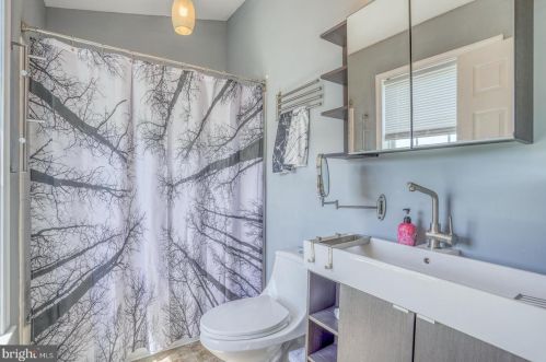 36 Fred Cir, Camden-Wy DE  19934-4742 exterior