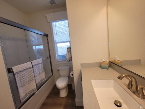 56 Coronado Cir, Santa Rosa CA  95409-3233 exterior