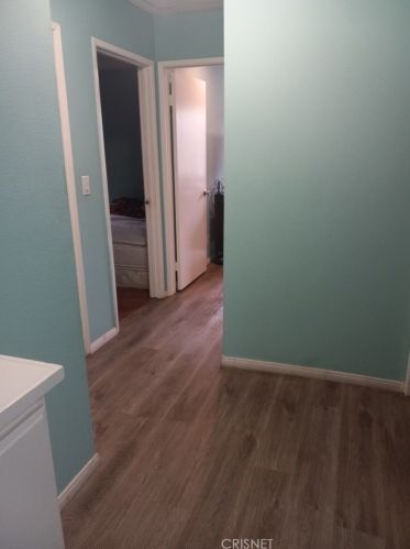 9800 Vesper Ave, Van Nuys CA  91402-1049 exterior