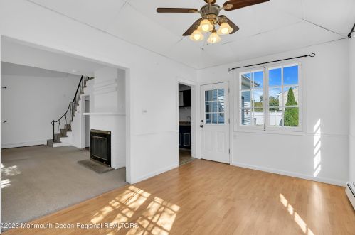 45 Washington Ave, Leonardo NJ  07737-1411 exterior