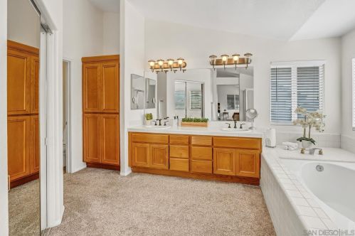 22997 Sweetbay Cir, Wildomar CA  92595-8643 exterior