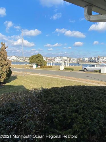 34 Inlet Ter, Belmar, NJ 07719-2150