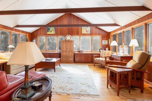 1520 Paradise Shores Rd, Southold NY  11971-4043 exterior