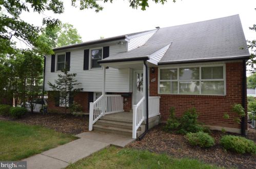 575 Dartmouth Dr, Norristown, PA 19406-1972