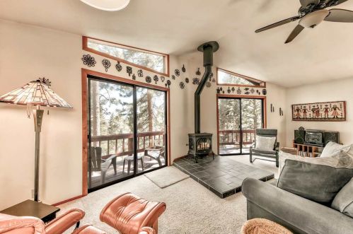 10414 Snowshoe Cir, Truckee, CA 96161-2743