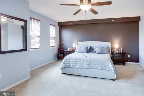 3602 Eagle Ridge Dr, Woodbridge VA  22191-6564 exterior