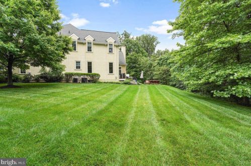 238 Valley Ridge Rd, Haverford PA  19041-2029 exterior