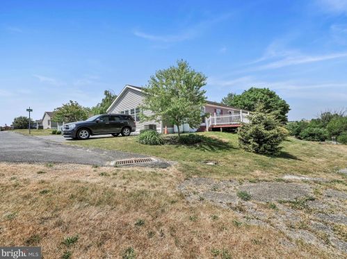 13 Allen St, Moselem PA  19526-8660 exterior