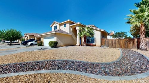 12484 Honeybear Ln, Victorville, CA 92392-7966