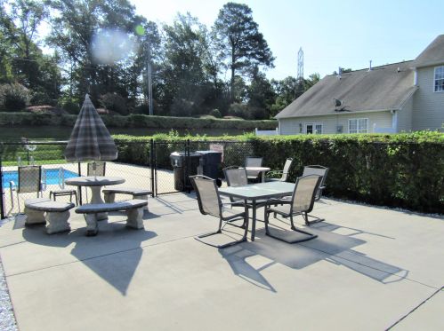 401 Meridian Xing, Sanford NC  27330-6955 exterior