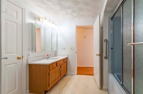 4 Morning Way, Cumberland RI  02864-6549 exterior