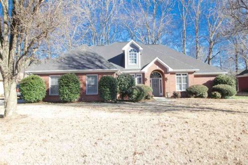 120 Cheval Blvd, Brownsboro, AL 35741-9107