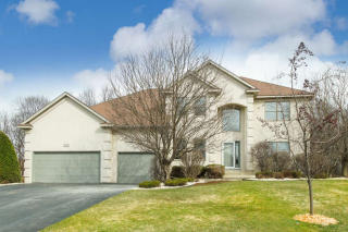 2174 Majestic Way, Chanhassen, MN 55317-9353