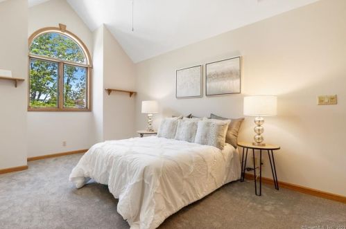 259 Housatonic Dr, Milford CT  06460-4935 exterior