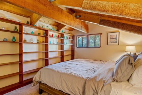 45465 Caspar Dr, Mendocino CA  95460-9727 exterior