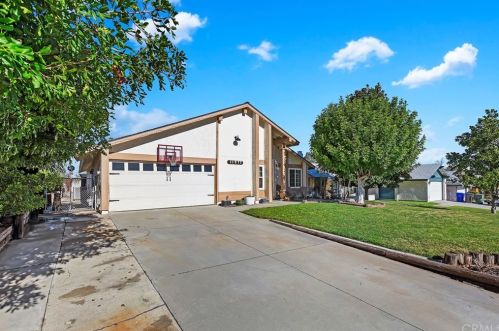 11577 Dellwood Dr, Riverside, CA 92503-5038