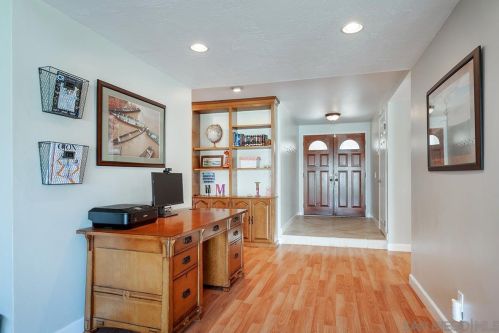 4140 Stettler Way, San Diego, CA 92122-2528