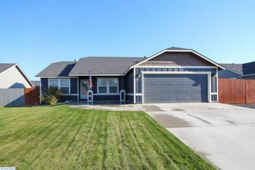 5817 Robert Wayne Dr, Pasco, WA 99301-5278