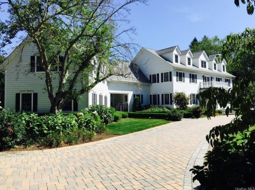 259 Sickletown Rd, West Nyack, NY 10994-2905