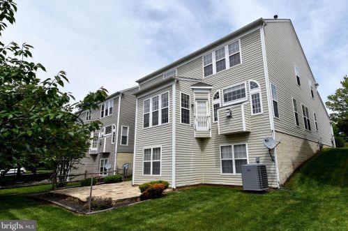 6022 Slippery Rock Rd, Haymarket VA  20169-3312 exterior