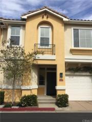 211 Marinella Aisle, Irvine CA  92606-8809 exterior