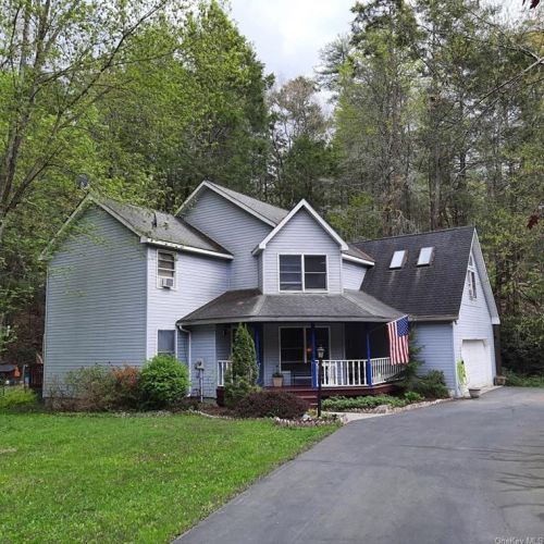377 Katrina Falls Rd, Rock Hill, NY 12775-6015