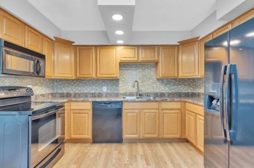 138 Flintstone Dr, New Haven OH  45030-1413 exterior