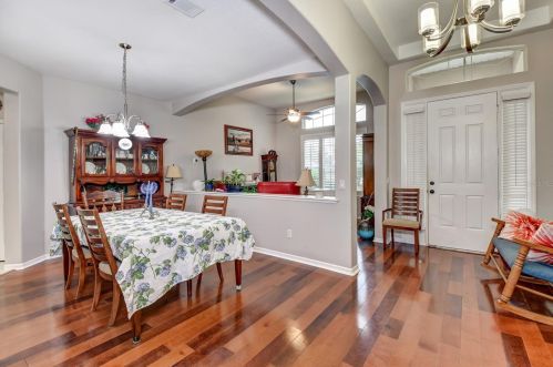112 Crystal Oak Dr, Deland, FL 32720-8689