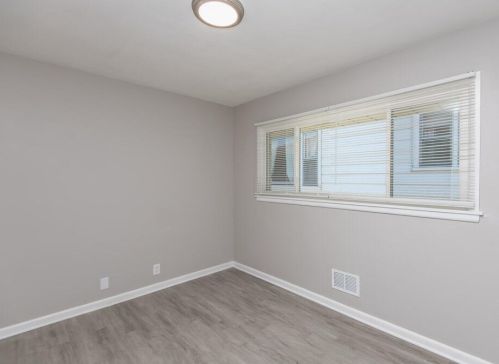 2376 77 St, Milwaukee WI 53219-2765 exterior