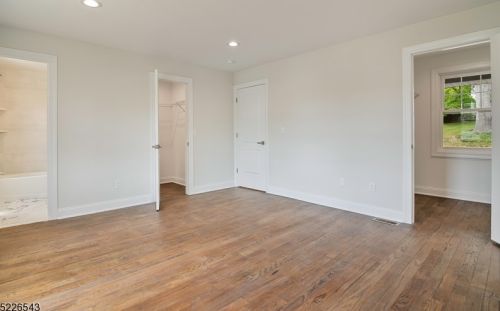 172 Franklin Rd, Parsippany NJ  07834-1537 exterior