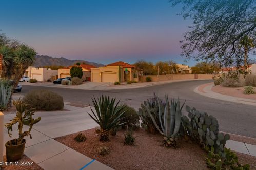 1973 Camino Agrios, Tucson, AZ 85715-5903