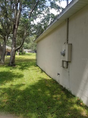 740 Live Oak Ave, Orange City FL  32763-8863 exterior