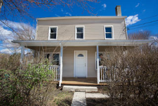 157 8th St, Verplanck, NY 10596-7712