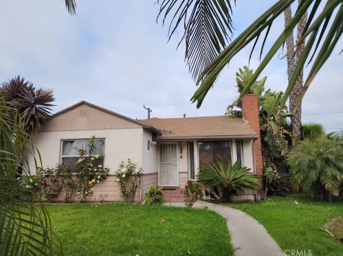 7140 Atlantic Pl, Long Beach, CA 90805-1040