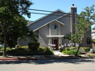 563 Rincon Ave, Campbell, CA 95008-2756