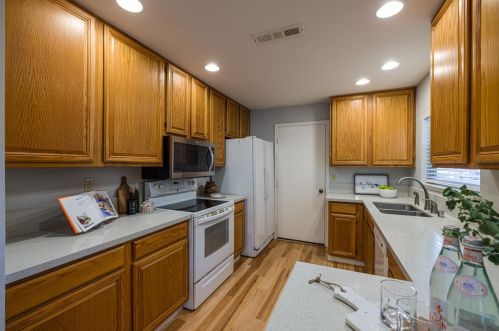 78 Amesport Lndg, Princeton By The Sea CA  94019-1974 exterior