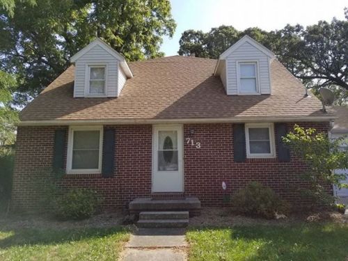 713 Oak St, Jefferson, IA 50129-2427