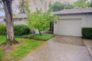 424 Rio Del Oro Ln, Sacramento, CA 95825-6315